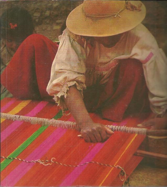 CATALOGO DE LA PRIMERA EXPOSICION REPRESENTATIVA DE ARTESANIAS ARGENTINAS.